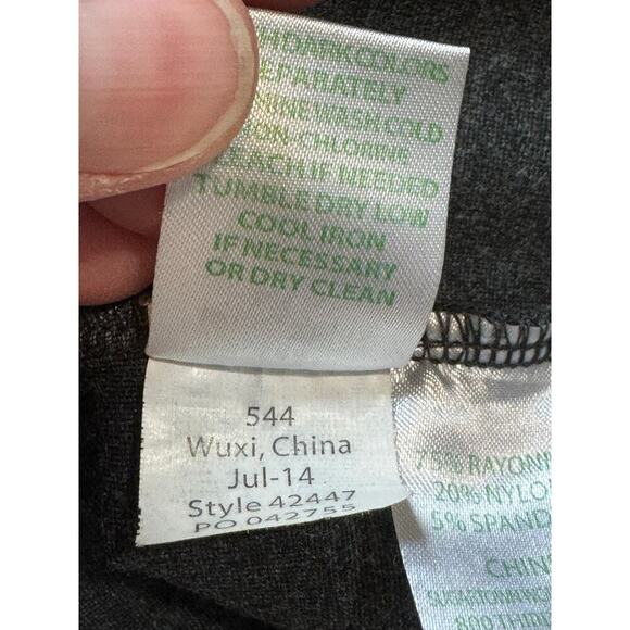 Lilly Pulitzer Woman's Travel stretchy leggings/pants, size Med; Gray - Picture 6 of 8